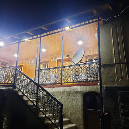 Guesthouse "Megi" Mestia Dış mekan fotoğraf