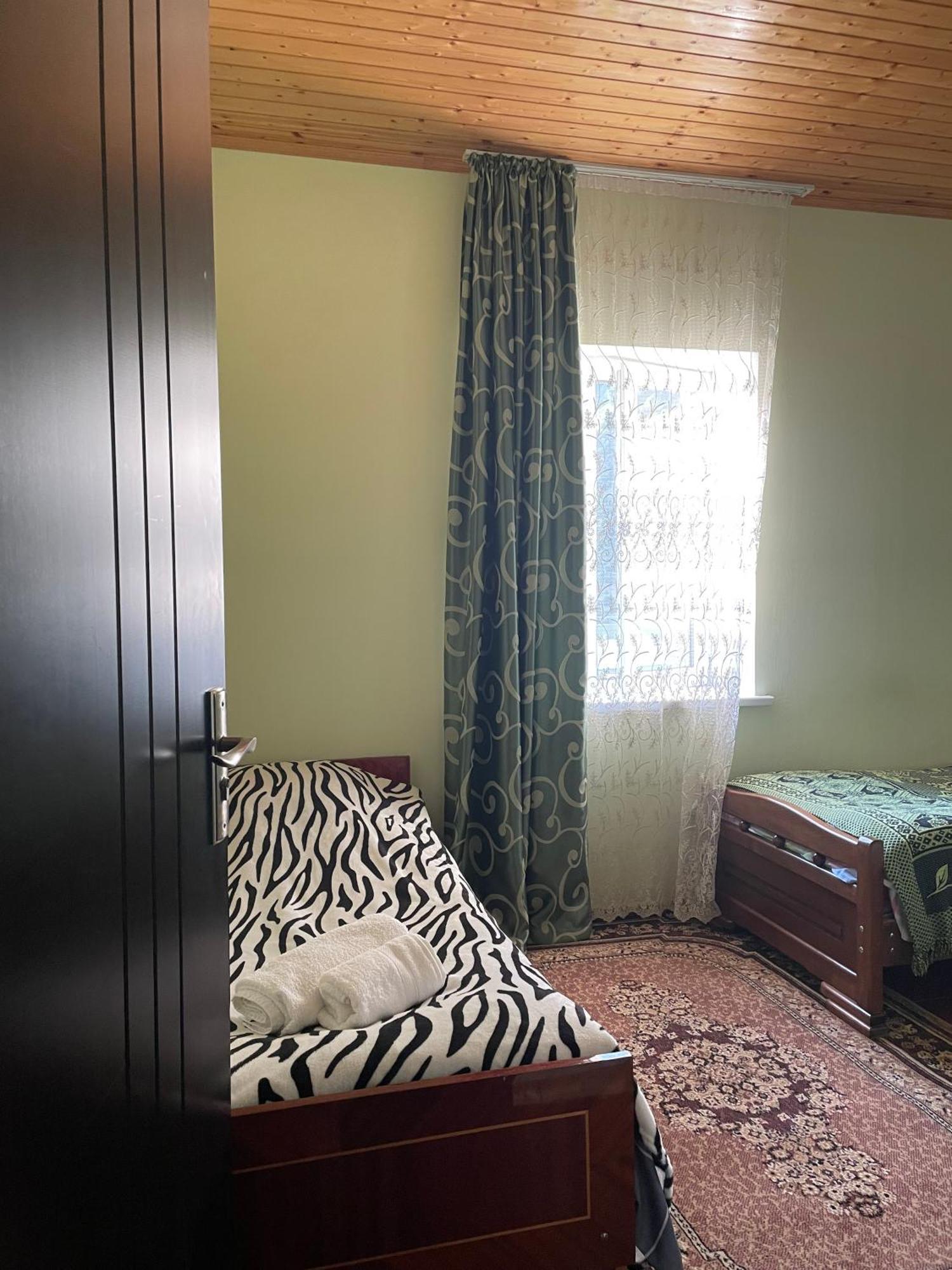 Guesthouse "Megi" Mestia Dış mekan fotoğraf