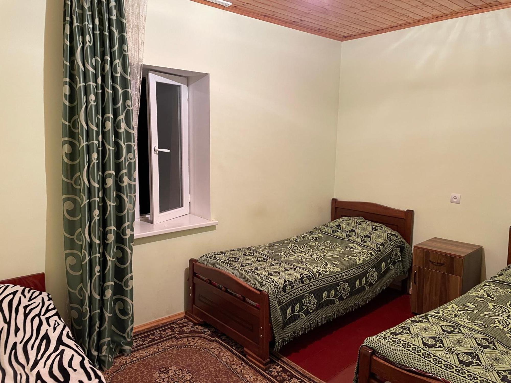 Guesthouse "Megi" Mestia Dış mekan fotoğraf